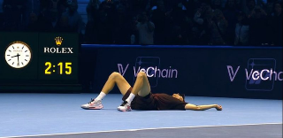 Sinner Re di Torino: batte Alcaraz e vince le ATP Finals per il secondo anno consecutivo