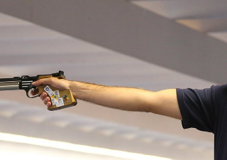 San Raffaele Cimena - Indagato 50enne con porto d’armi sportivo: spara per evitare un furto