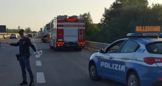 Torino - Allarme sulla Tangenziale Nord: intervento per un carico di GNL