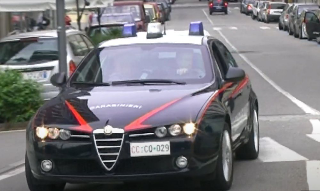 Beinasco - Anziana rapinata al cimitero: le strappano gli anelli dalla mano