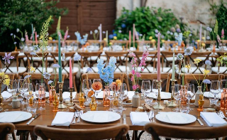 Pranzo di nozze da incubo per 130 invitati: banchetto nuziale finisce in ospedale