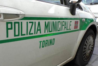 Torino - Controlli in sette case al quartiere Aurora: scoperte irregolarità e furti di energia
