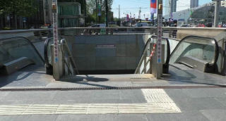 Torino - Scale mobili ferme in metropolitana per un calo di tensione: attivati i sistemi di sicurezza