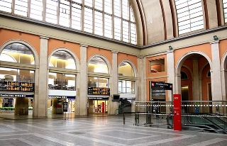 Torino - Principio d’incendio a Porta Nuova: fumo dall’ascensore, stazione evacuata per precauzione
